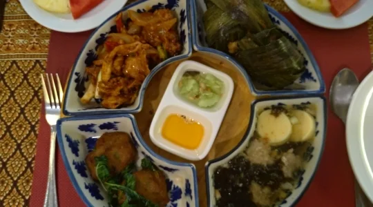 タイセットメニュー